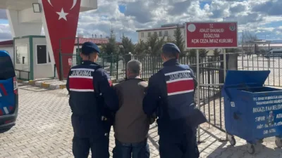 Boğazlıyan İlçe Jandarma Komutanlığı, Ovakent beldesinde gerçekleştirdiği kimlik kontrolü ile