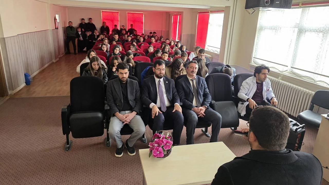 Çandır ilçesinde, Şehit Yıldırım Yılmaz Çok Programlı Anadolu Lisesi’nde düzenlenen