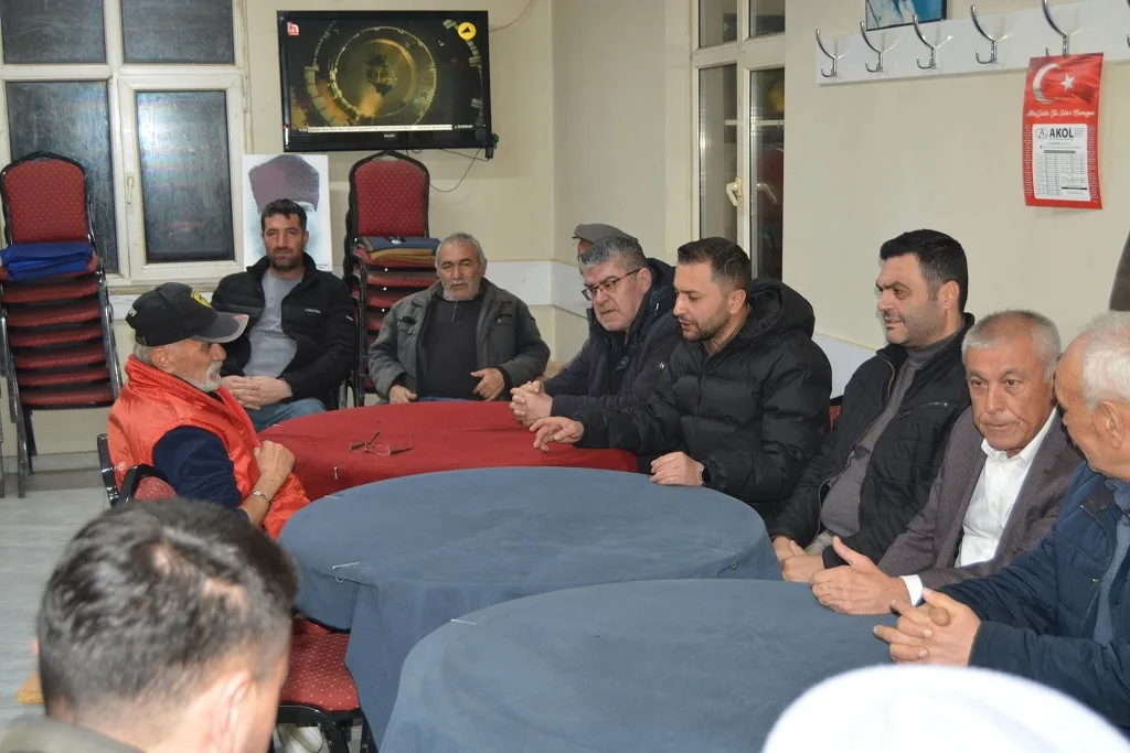 CHP Boğazlıyan İlçe Başkanı Mert Ertekin ve ekibi, Devecipınar Köyü'nde