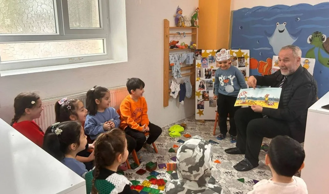 Yozgat’ın Sarıkaya ilçesinde, İlçe Müftüsü Zühdü Elveren, 4-6 yaş grubu