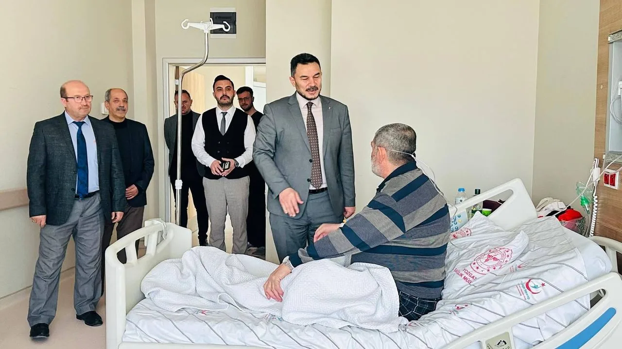 Sorgun Müftülüğü, Ramazan ayının bereketini hastalarla paylaştı. Sorgun Devlet Hastanesi'nde