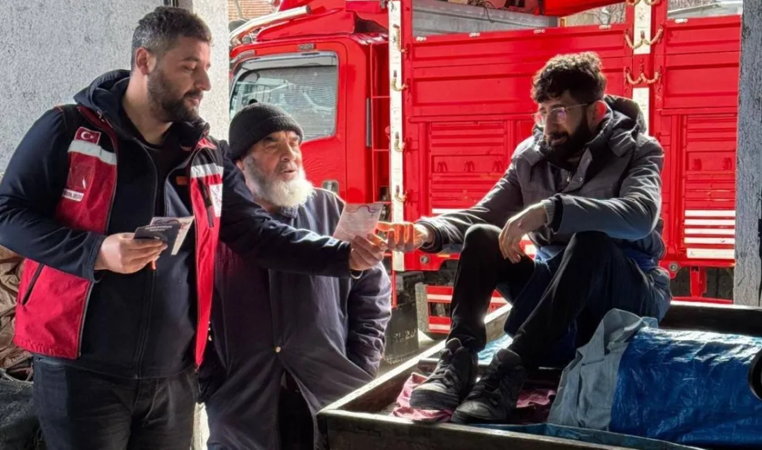Sorgun Sosyal Hizmet Merkezi, pazar alanında gerçekleştirdiği etkinlikte esnaflara kadına