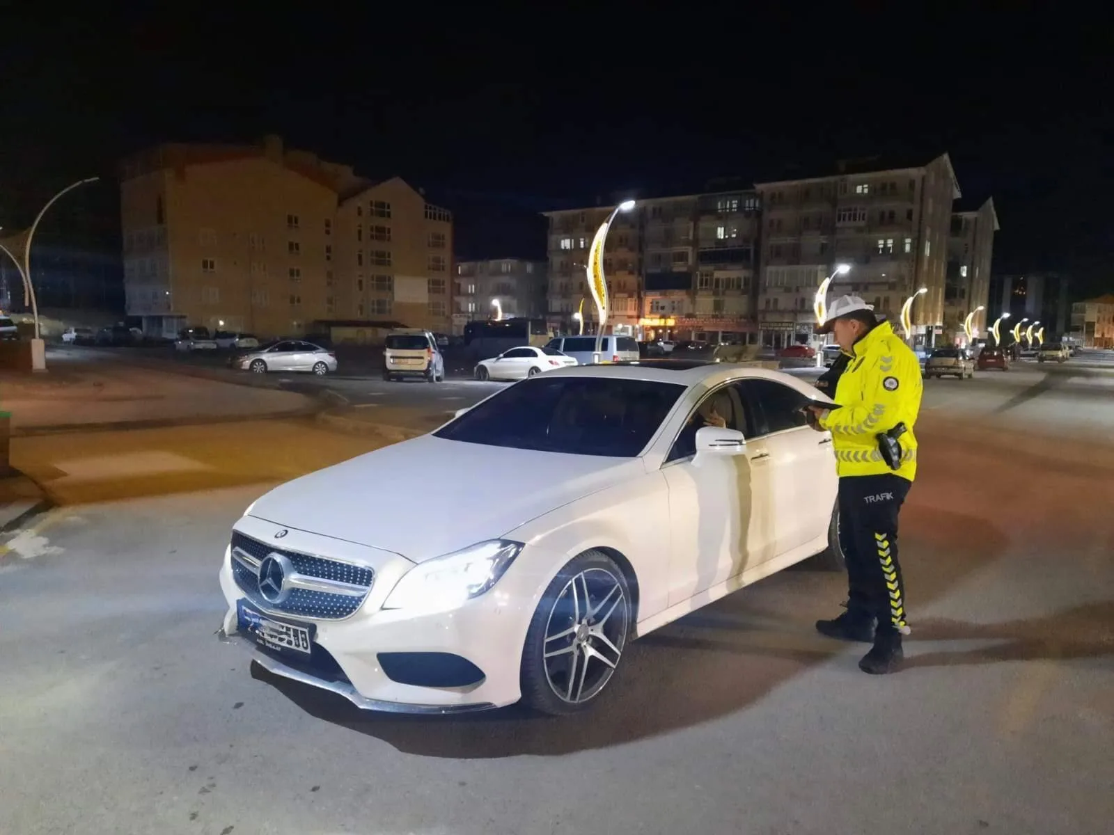 Sorgun İlçe Emniyet Müdürlüğü ekipleri, NARVAS Narkoalan Projesi kapsamında geniş