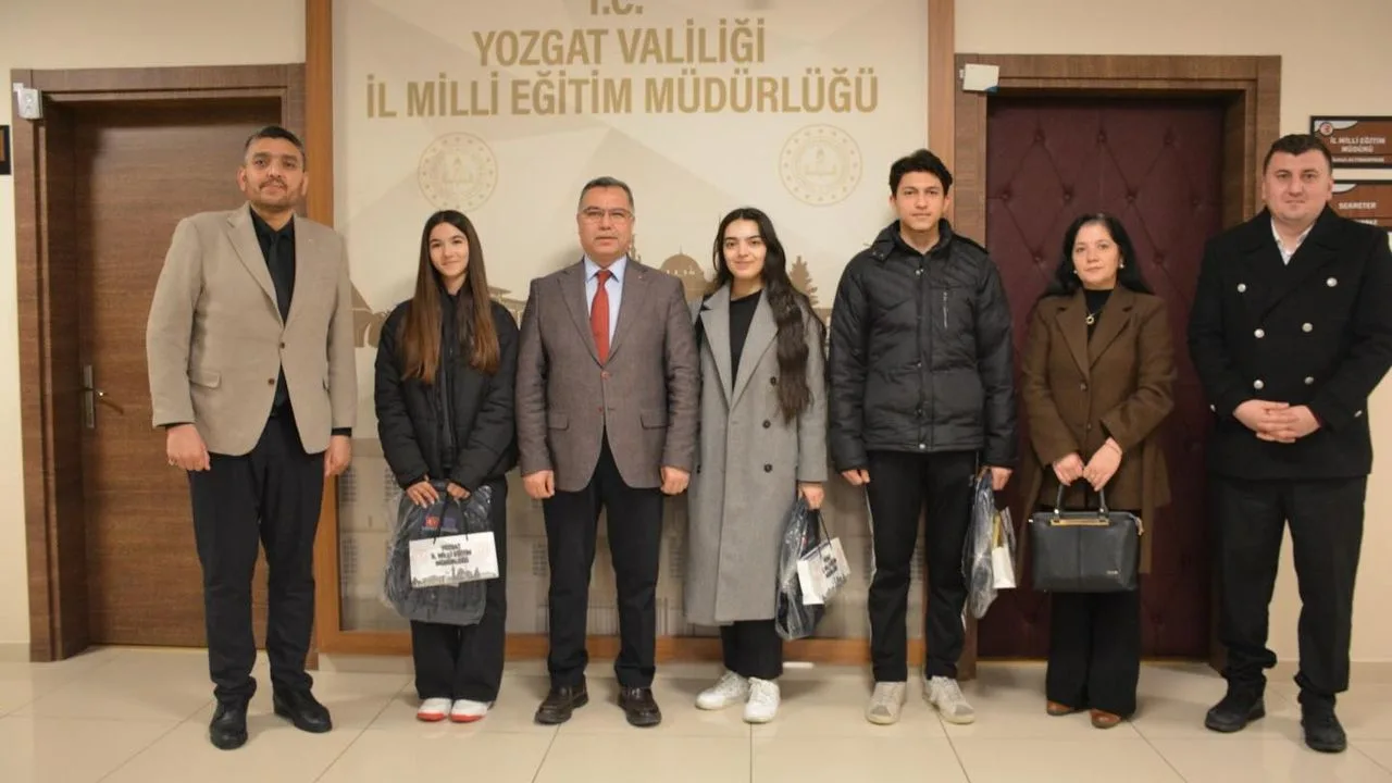 Milyonların dikkatini çeken "Korkma, Gençliğin Ruhu Burada" temalı bilgi yarışmasında