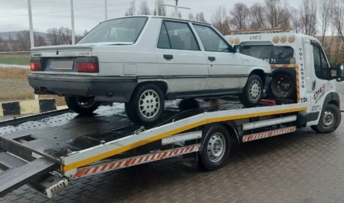 Yozgat'ın Sarıkaya ilçesinde gerçekleştirilen trafik denetiminde hacizli bir otomobilin ele