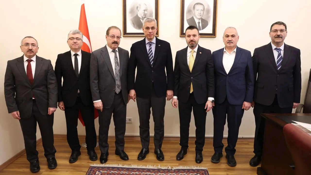 AK Parti Yozgat Milletvekilleri, Yozgat’taki sağlık yöneticileriyle birlikte Sağlık Bakanı