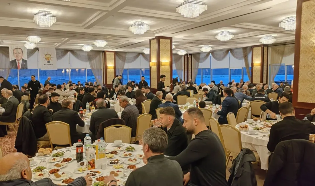 AK Parti Sorgun Teşkilatı, birliktelik mesajı vererek iftar programı düzenledi.