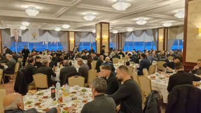 AK Parti Sorgun Teşkilatı, birliktelik mesajı vererek iftar programı düzenledi.