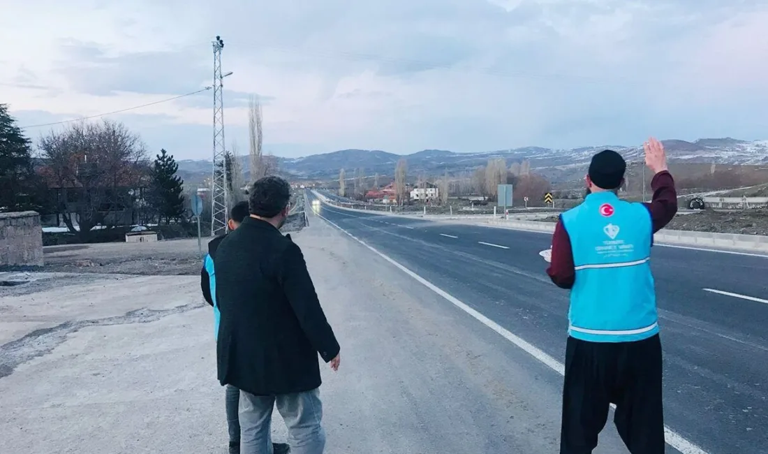 Yozgat'ın Akdağmadeni ilçesinde, İlçe Müftülüğü ve Türkiye Diyanet Vakfı gönüllüleri,