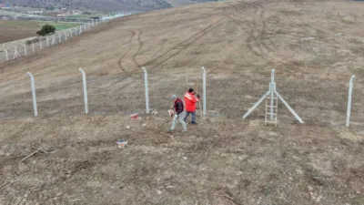 Yozgat'ın Çekerek ilçesinde güneş enerjisi santrali projesinde çalışmalar devam ediyor.