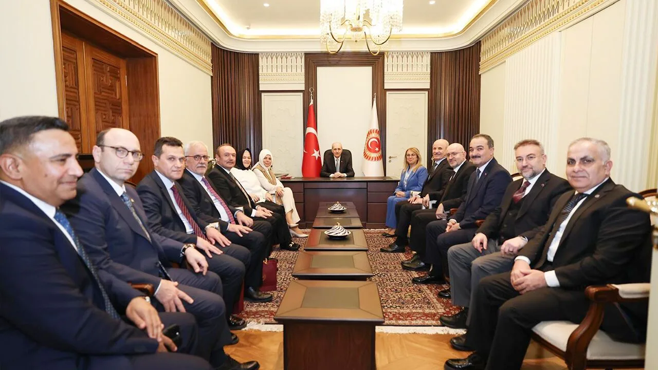 Türkiye Büyük Millet Meclisi Başkanı Numan Kurtulmuş'un ev sahipliğinde düzenlenen