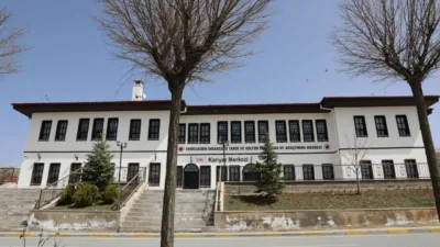 Yozgat Bozok Üniversitesi'nde, Osman Karaca'nın sunumuyla "Yozgat’tan Seferberlik Hikâyeleri ve