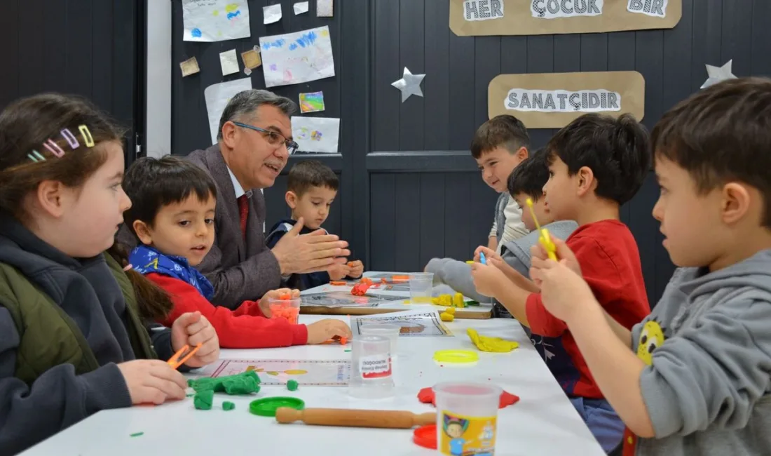 Yozgat İl Milli Eğitim Müdürü İsmail Altınkaynak, valilik binası bünyesindeki