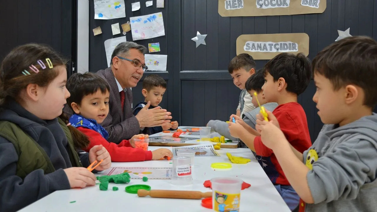 Yozgat İl Milli Eğitim Müdürü İsmail Altınkaynak, valilik binası bünyesindeki