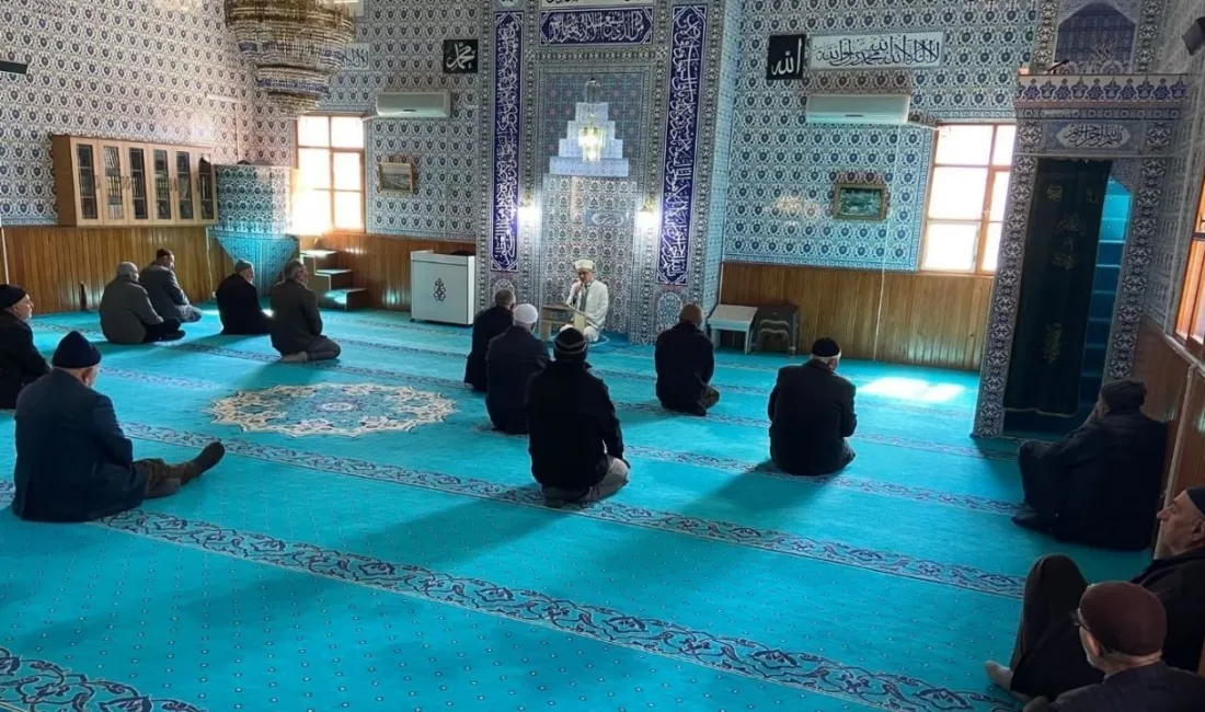 Yozgat İl Müftüsü Nihat Kök, köy ziyaretleri kapsamında Derbent Köyü'nde