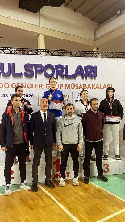 Yozgatlı genç sporcular, Tokat’ta düzenlenen Okul Sporları Gençler Taekwondo Grup