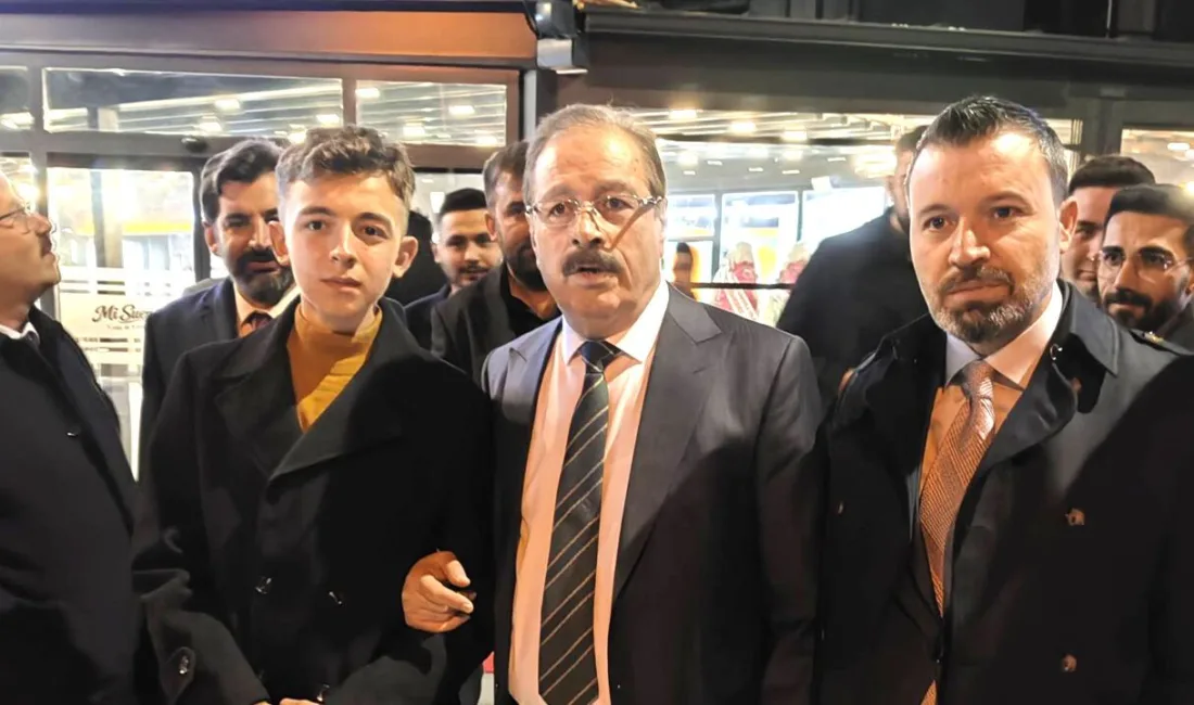 Yozgatlı girişimci Emre Ceylan, geliştirdiği yapay zeka projesi için milletvekillerinden