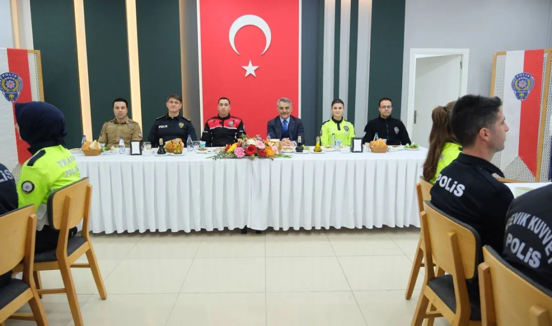 Yozgat'ta, Polisevinde gerçekleştirilen iftar programına il protokolü katıldı.