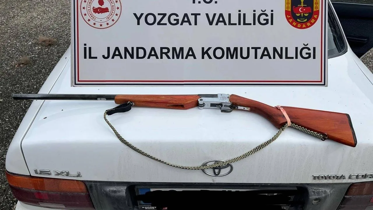 Yozgat İl Jandarma Komutanlığı ekipleri, Sorgun'da ruhsatsız av tüfeği bulunduran