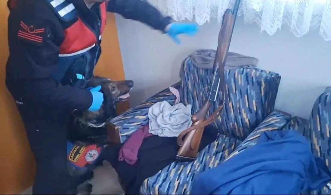 Yozgat İl Jandarma Komutanlığı tarafından düzenlenen operasyonda, bir şahsın evinde