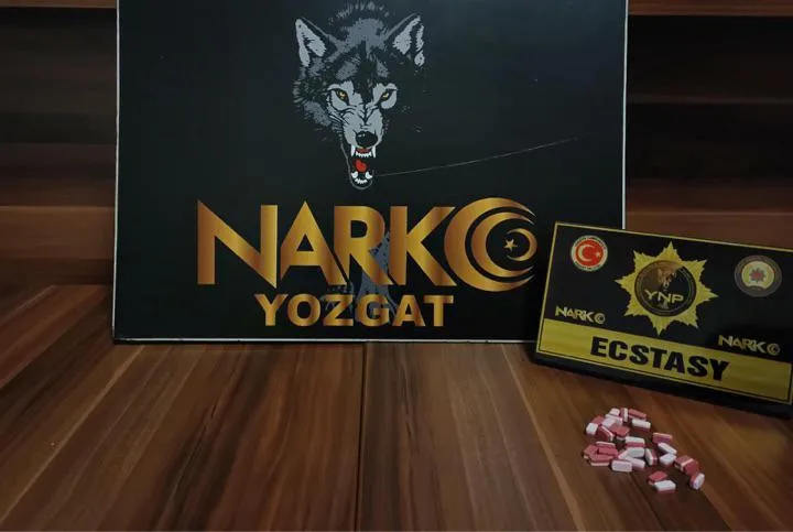 Yozgat’ın Yerköy ilçesi Şel mevkiinde narkotik ekipleri tarafından yapılan uygulamada