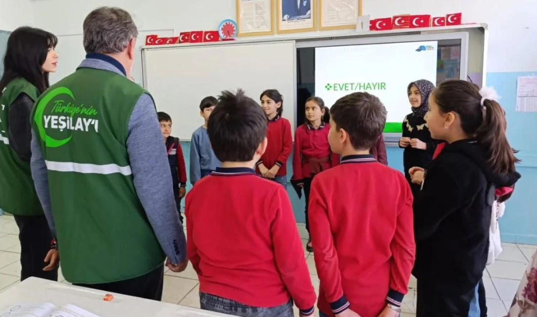 Yozgat Bahçeşehir Şehit Mehmet Armağan Alper İlkokulu'nda Yeşilay Kulübü tarafından