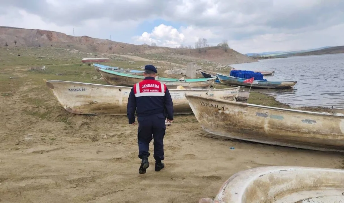 Yozgat'ta iç sularda av yasağının başlamasıyla Gelingülü Barajı'nda denetimler sıklaştırıldı.