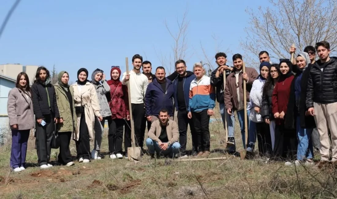 Yozgat Bozok Üniversitesi Meslek Yüksekokulu, çevre bilincini artırmak amacıyla ağaç
