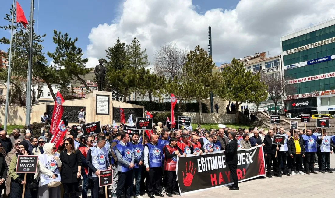 Yozgat'ta faaliyet gösteren eğitim sendikaları, Şanlıurfa'nın Siverek ilçesinde bir lisede