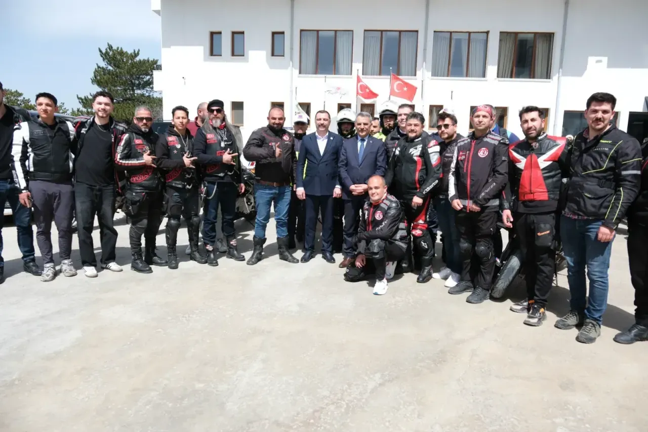 Yozgat’ta Turizm Haftası etkinlikleri kapsamında düzenlenen motor ve ATV turu,