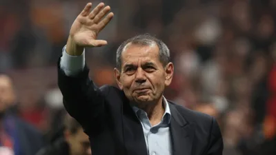 Dursun Özbek'in Galatasaray Kulübü toplantısında yaşadığı dil sürçmesi, katılımcıları güldürdü.