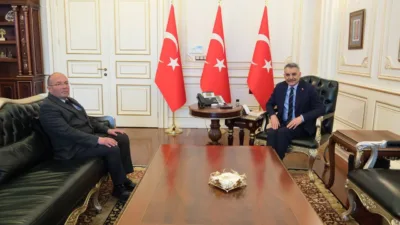 Çayıralan Belediye Başkanı Ahmet Kaygısız, Yozgat Valisi Mehmet Ali Özkan’ı