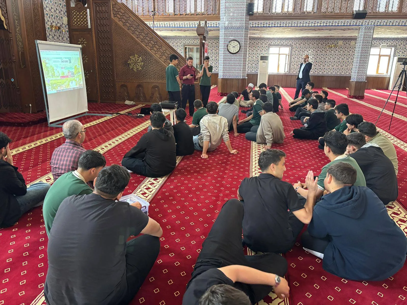 ÇEDES Projesi çerçevesinde Fen Lisesi öğrencilerine yönelik düzenlenen "Değerler Eğitimi"