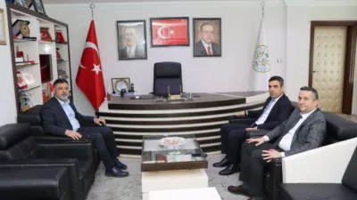 TCDD Bölge Müdür Yardımcısı Hasan Üney, Yerköy Belediye Başkanı Fatih