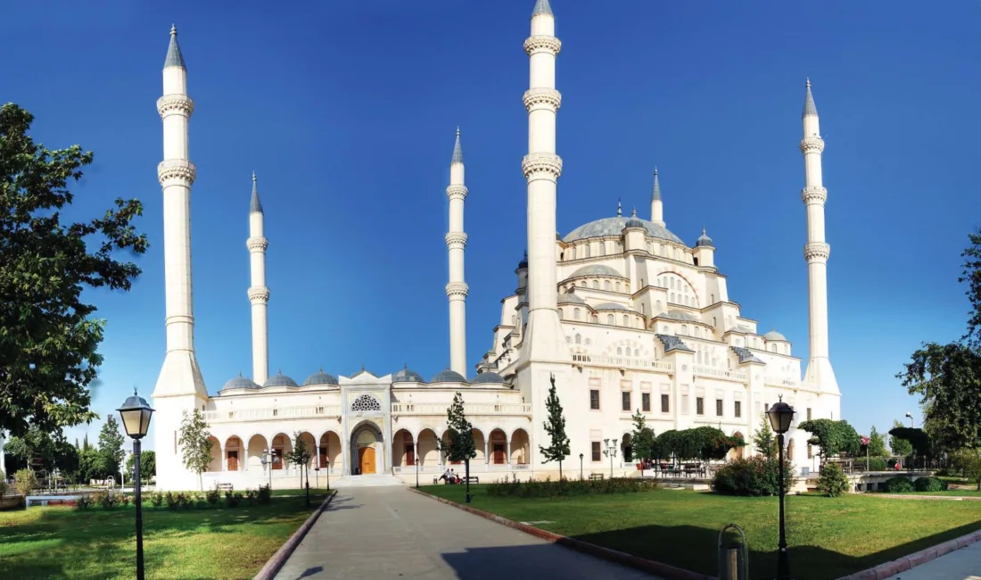 Adana'da 10 Temmuz 2026 Cuma günü Cuma namazını eda edecek
