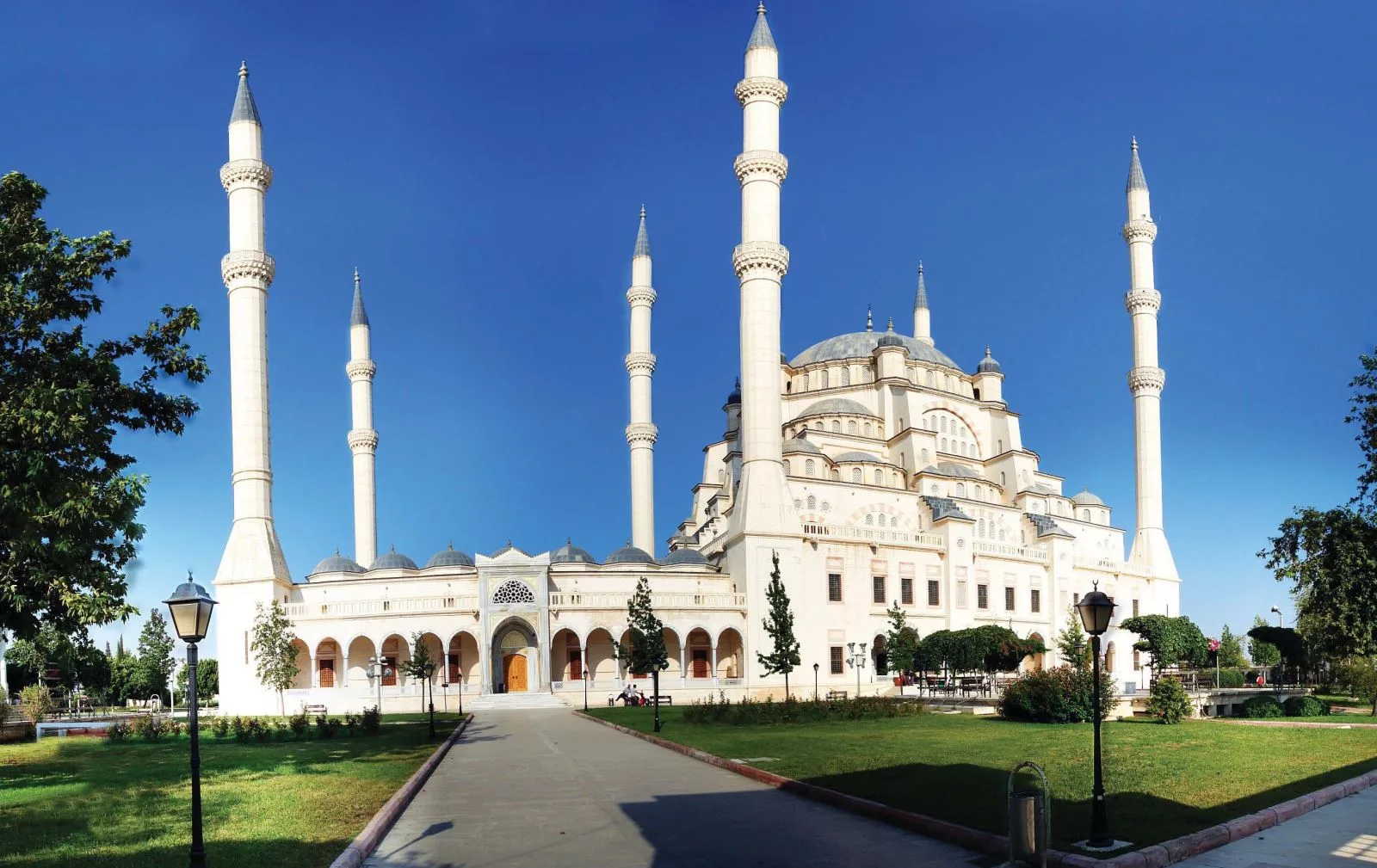 Adana'da 10 Temmuz 2026 Cuma günü Cuma namazını eda edecek